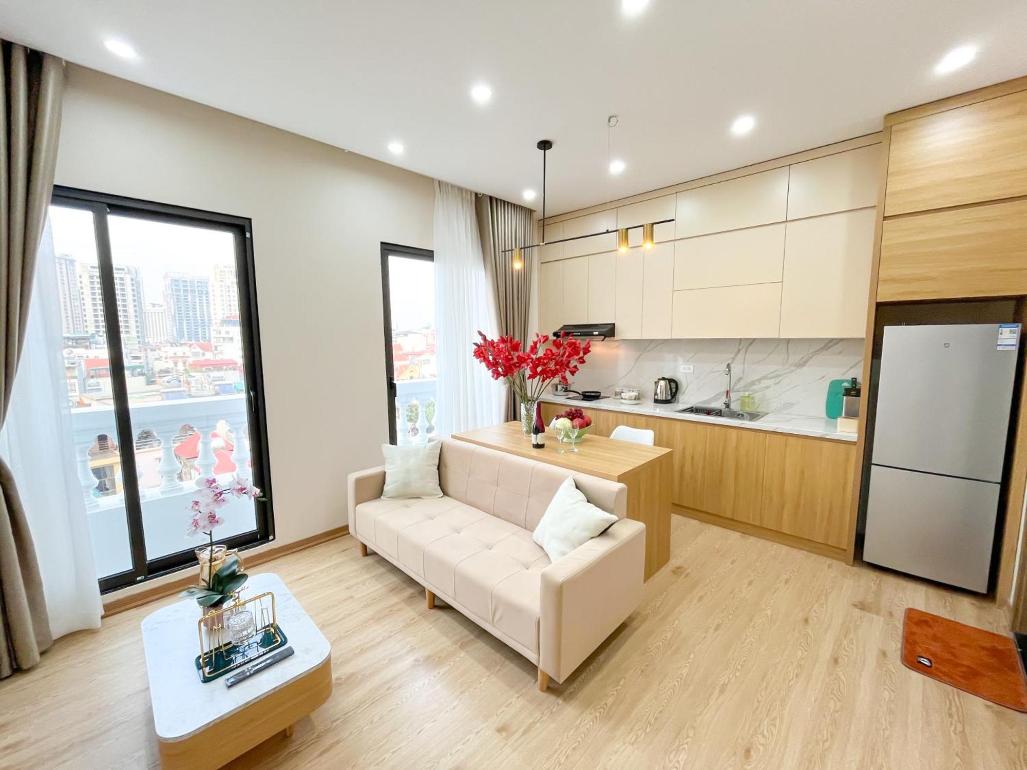 Amazing Housing Lac Long Quan Hanoi Dış mekan fotoğraf