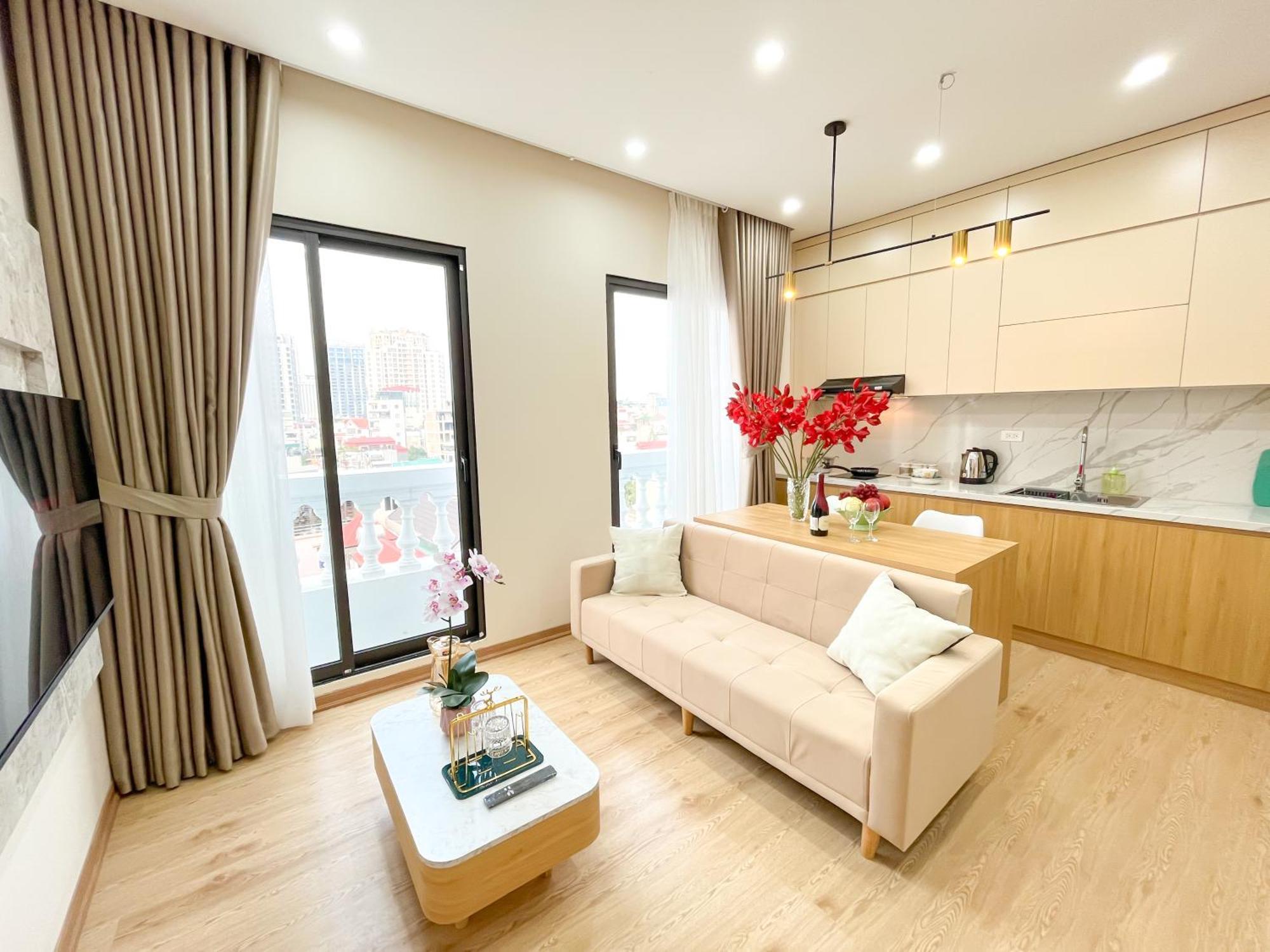 Amazing Housing Lac Long Quan Hanoi Dış mekan fotoğraf