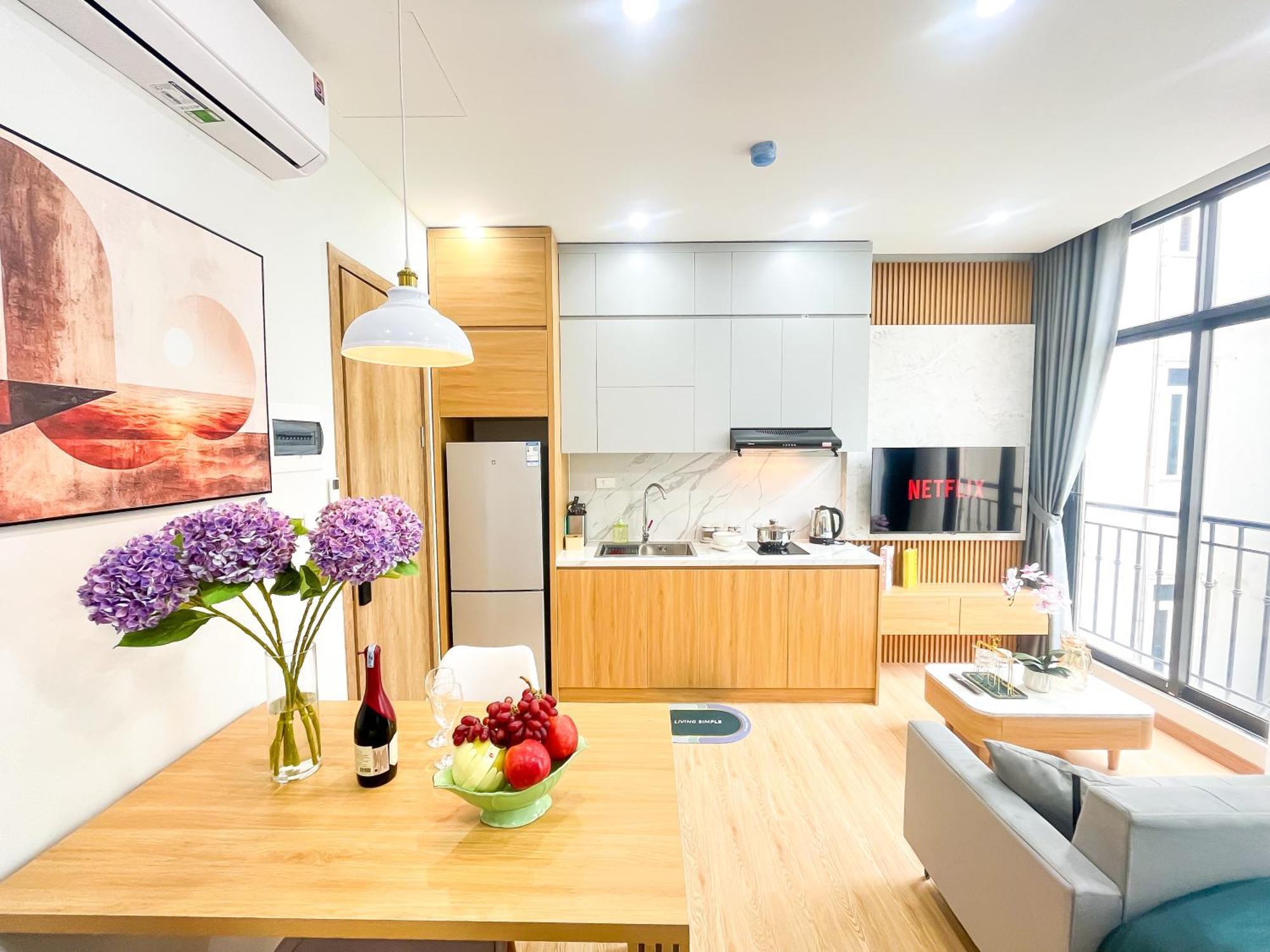 Amazing Housing Lac Long Quan Hanoi Dış mekan fotoğraf